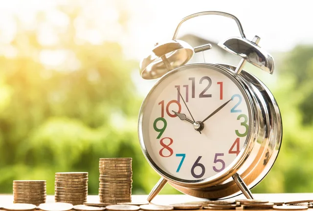money, finance, business, success, exchange, financial, cash, currency, bank, investment, banking, wealth, coin, economy, loan, profit, salary, hand, rich, credit, payment, savings, paper, save, deposit, stack, banknote, growth, symbol, income, accounting, sign, dollar, loan, loan, loan, salary, salary, salary, salary, salary, accounting. Neukundengewinnung und Bindungsinvestitionen vergleichen